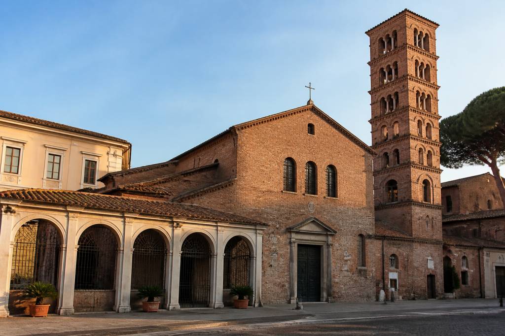 Basilica Santa Maria in Cosmedin: cosa vedere e come visitarla a Roma